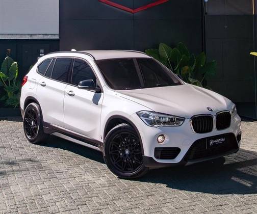 BMW X1 2.0 16V TURBO ACTIVEFLEX SDRIVE20I 4P AUTOMÁTICO BMW X1 2.0 16V TURBO ACTIVEFLEX SDRIVE20I 4P AUTOMÁTICO